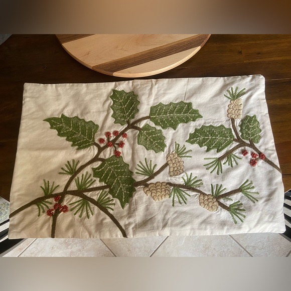 Pottery Barn Accents Rare Pottery Barn Christmas Lumbar Pillow